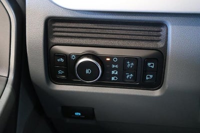 2027 Ford Super Duty F-250 SRW XLT