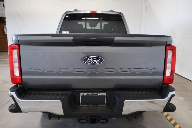 2027 Ford Super Duty F-250 SRW XL