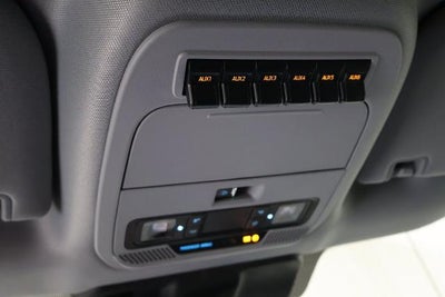 2027 Ford Super Duty F-250 SRW XLT