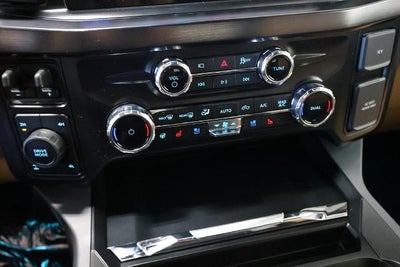 2027 Ford Super Duty F-250 SRW Lariat