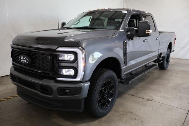 2027 Ford Super Duty F-250 SRW XLT
