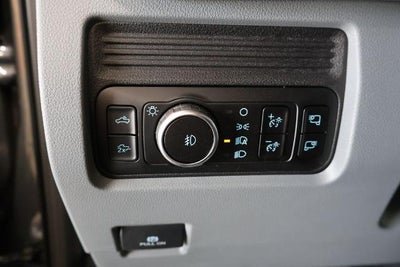 2027 Ford Super Duty F-250 SRW XLT