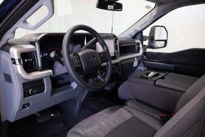 2027 Ford Super Duty F-250 SRW XLT
