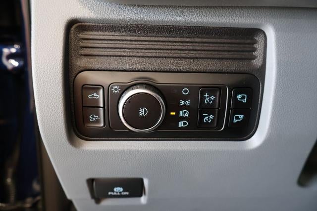 2027 Ford Super Duty F-250 SRW XLT