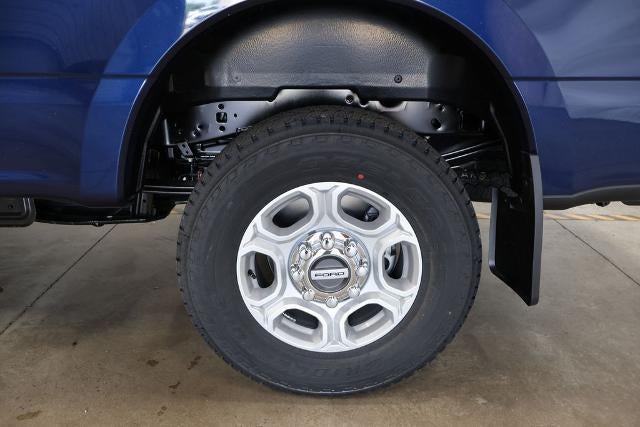 2027 Ford Super Duty F-250 SRW XLT