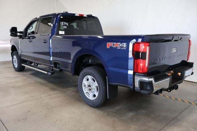 2027 Ford Super Duty F-250 SRW XLT