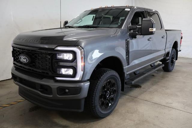 2027 Ford Super Duty F-250 SRW XLT
