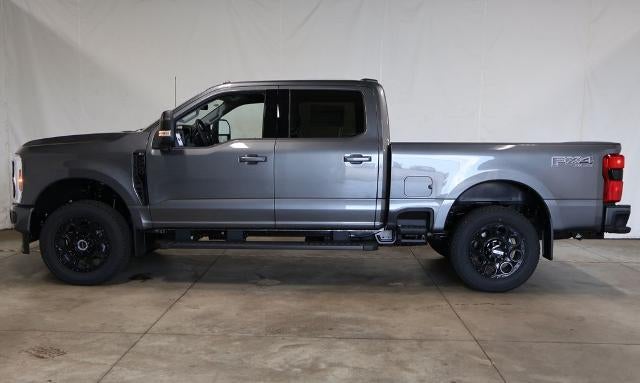 2027 Ford Super Duty F-250 SRW XLT