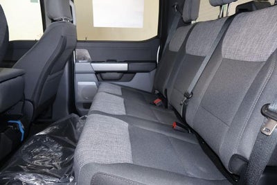 2027 Ford Super Duty F-250 SRW XLT w/BLK Appearance PKG