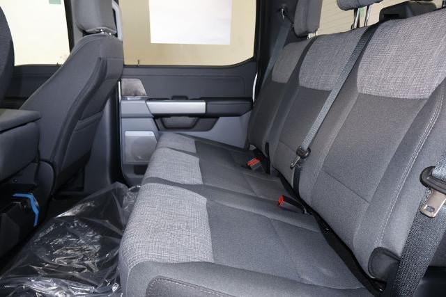 2027 Ford Super Duty F-250 SRW XLT w/BLK Appearance PKG