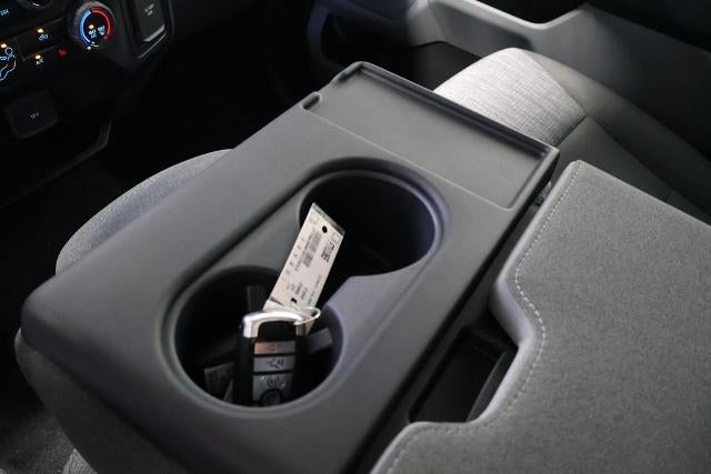 2027 Ford Super Duty F-250 SRW XLT w/BLK Appearance PKG