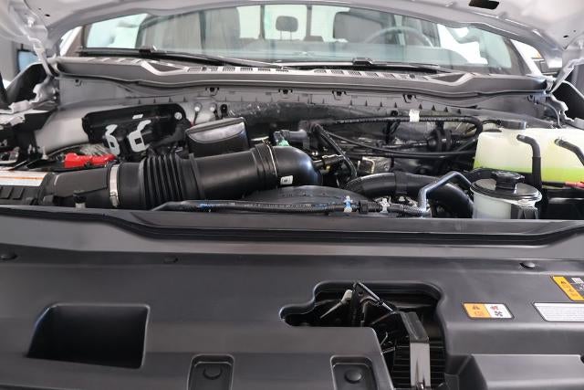 2027 Ford Super Duty F-250 SRW XLT w/BLK Appearance PKG