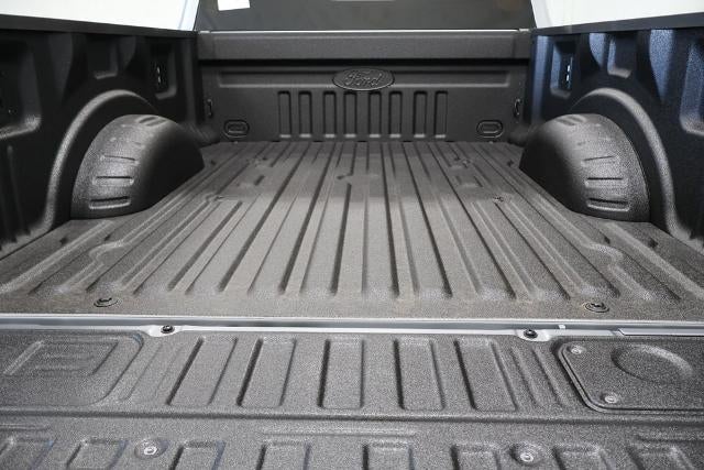 2027 Ford Super Duty F-250 SRW XLT w/BLK Appearance PKG