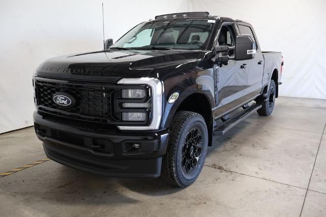 2027 Ford Super Duty F-250 SRW XLT
