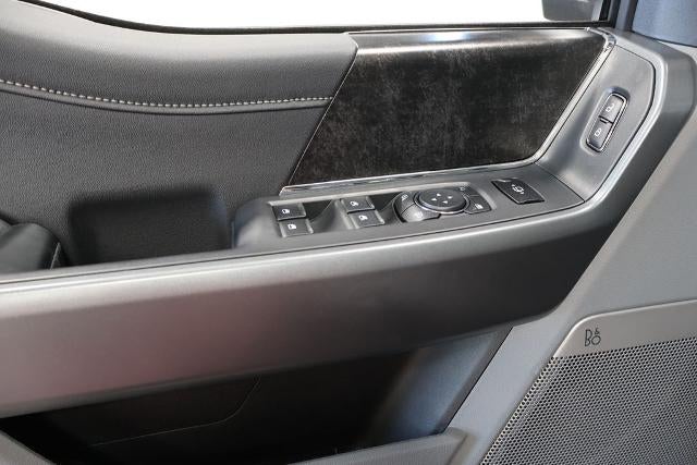 2027 Ford Super Duty F-250 SRW XLT