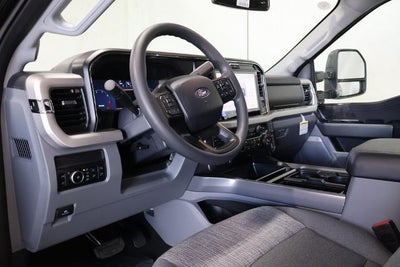 2027 Ford Super Duty F-250 SRW XLT
