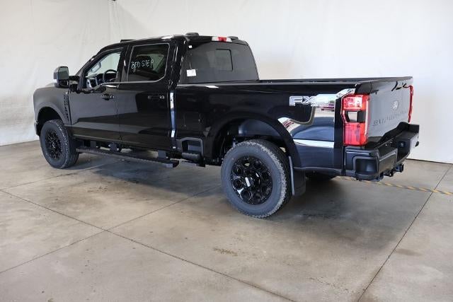 2027 Ford Super Duty F-250 SRW XLT