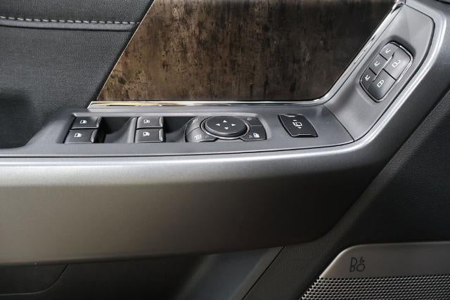 2027 Ford Super Duty F-250 SRW Lariat