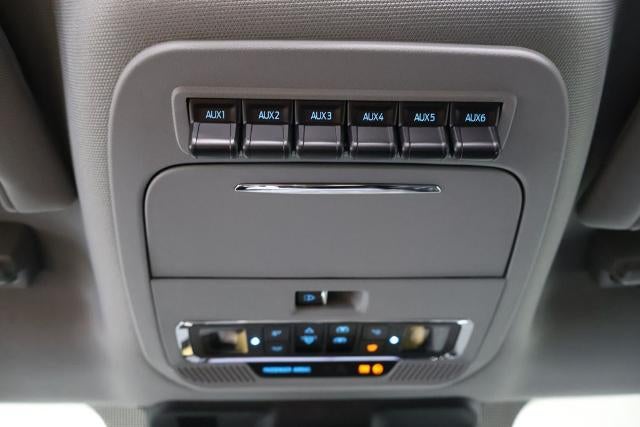 2027 Ford Super Duty F-250 SRW Lariat