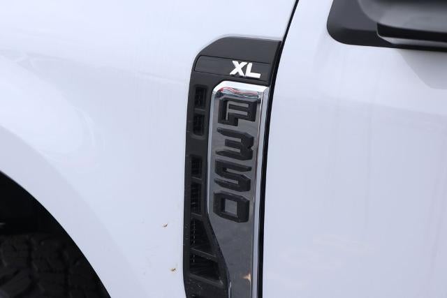 2026 Ford Super Duty F-350 SRW XL