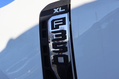 2026 Ford Super Duty F-350 SRW XL