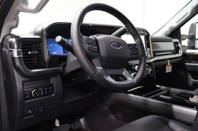 2026 Ford Super Duty F-350 SRW Lariat