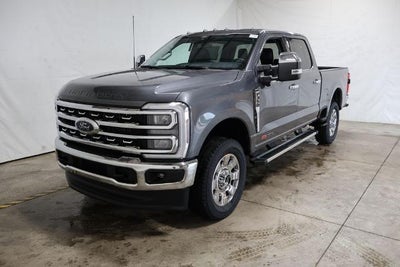 2026 Ford Super Duty F-350 SRW Lariat