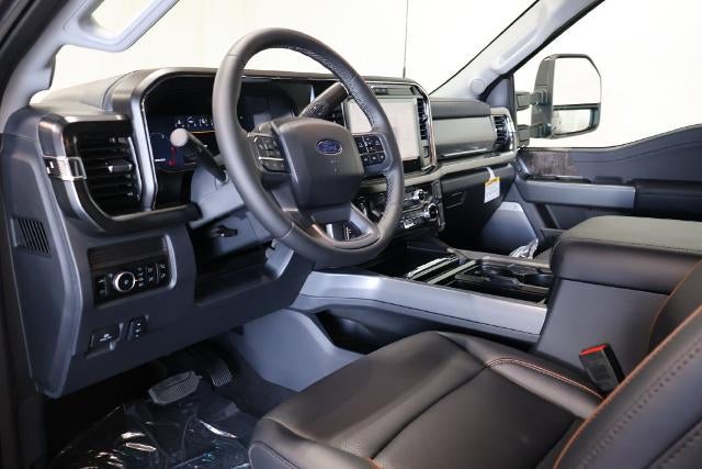 2027 Ford Super Duty F-350 SRW Lariat