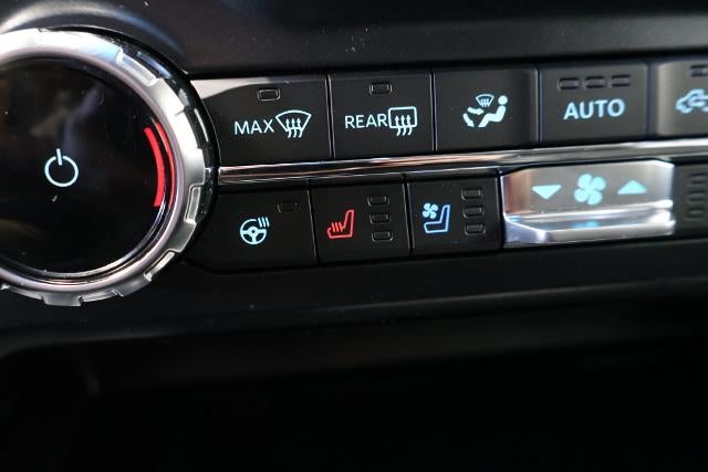 2027 Ford Super Duty F-350 SRW Lariat