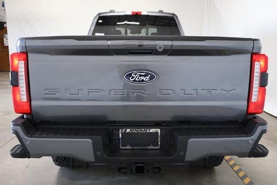 2027 Ford Super Duty F-350 SRW Lariat