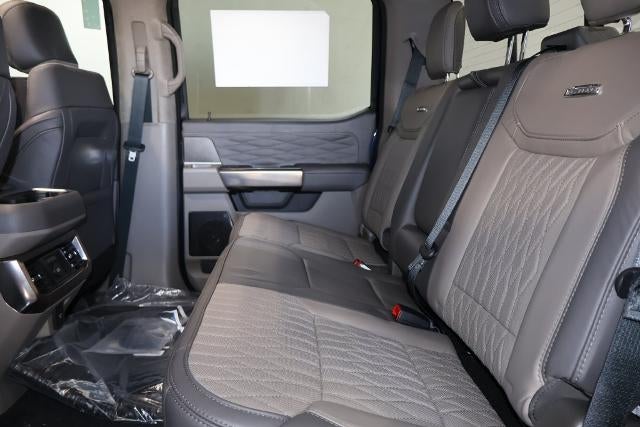 2027 Ford Super Duty F-350 SRW Platinum