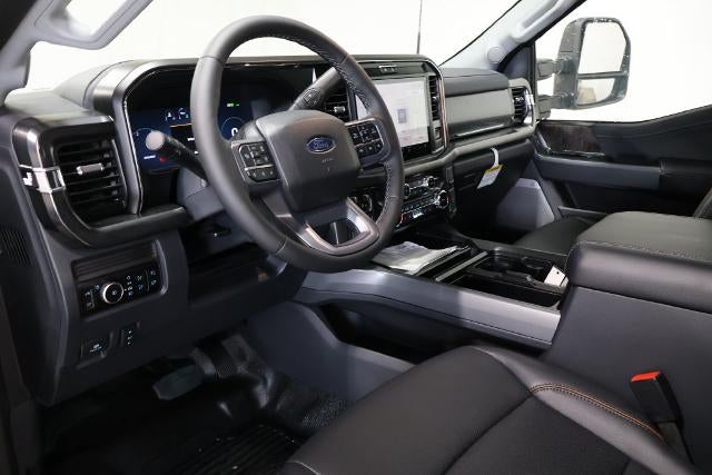 2027 Ford Super Duty F-350 SRW Lariat