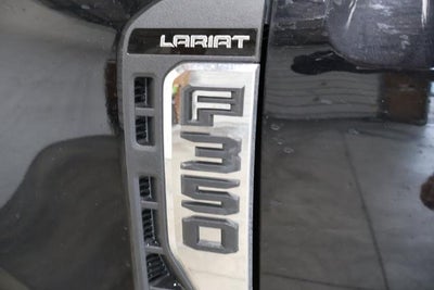 2027 Ford Super Duty F-350 SRW Lariat