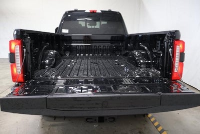 2027 Ford Super Duty F-350 SRW Lariat