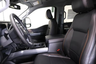 2026 Ford Super Duty F-350 SRW Lariat