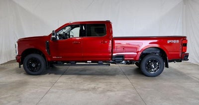 2027 Ford Super Duty F-350 SRW XLT w/BLK Appearance PKG