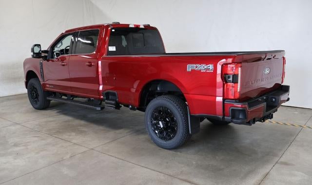 2027 Ford Super Duty F-350 SRW XLT w/BLK Appearance PKG