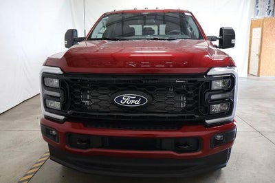 2027 Ford Super Duty F-350 SRW XLT w/BLK Appearance PKG