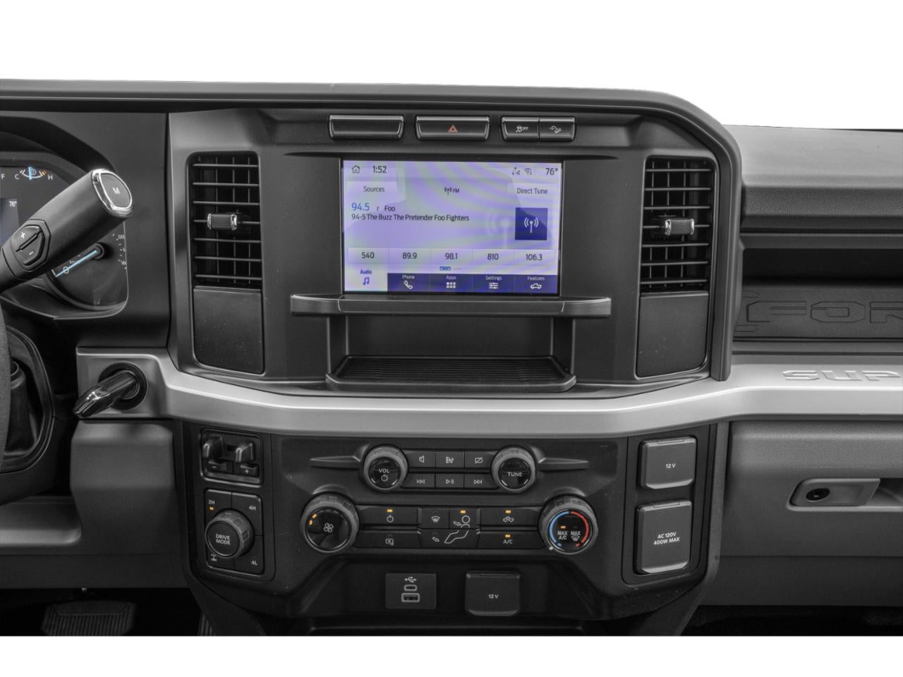 2027 Ford Super Duty F-350 SRW XLT w/BLK Appearance PKG