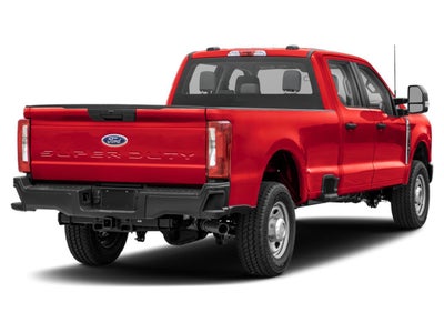 2027 Ford Super Duty F-350 SRW XLT w/BLK Appearance PKG