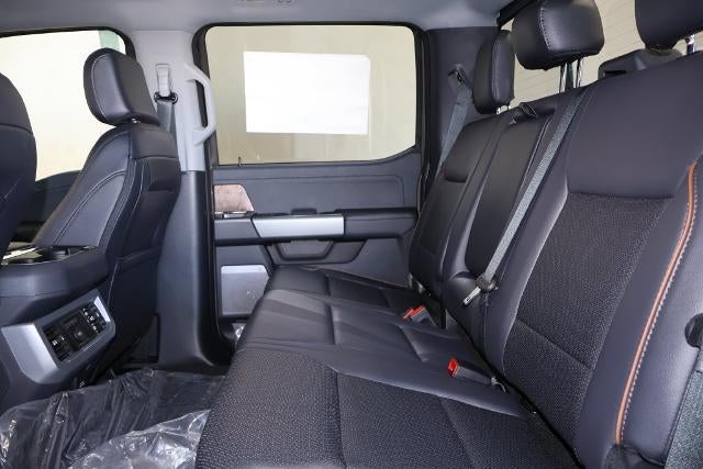 2027 Ford Super Duty F-350 SRW Lariat