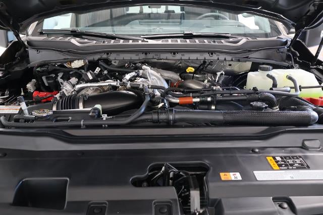 2027 Ford Super Duty F-350 SRW Lariat