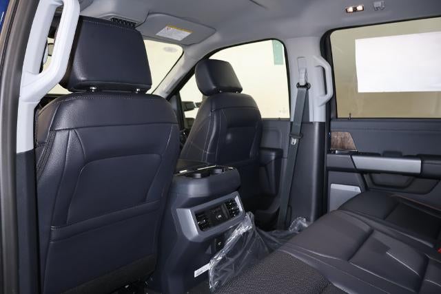 2027 Ford Super Duty F-350 SRW Lariat