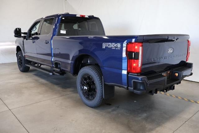 2027 Ford Super Duty F-350 SRW Lariat