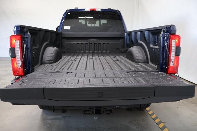 2027 Ford Super Duty F-350 SRW Lariat