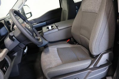 2027 Ford Super Duty F-350 SRW XLT