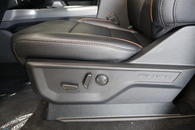 2027 Ford Super Duty F-350 SRW Lariat