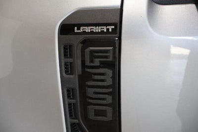 2027 Ford Super Duty F-350 SRW Lariat