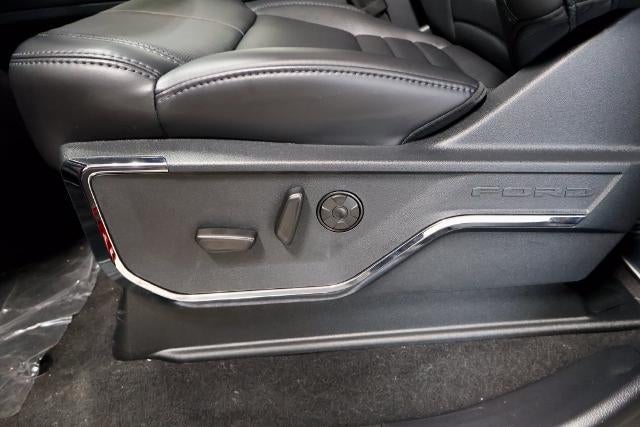 2027 Ford Super Duty F-350 SRW Platinum