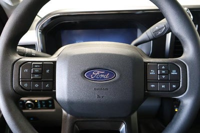 2027 Ford Super Duty F-350 SRW XLT